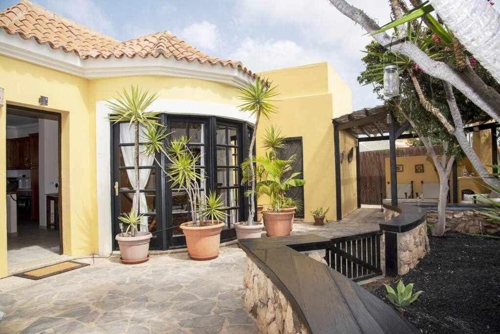 Aurora Mari Villa Your Dream Steps From The Ocean Shore Caleta De Fuste Exterior foto