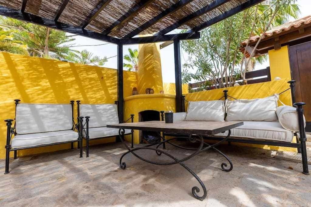 Aurora Mari Villa Your Dream Steps From The Ocean Shore Caleta De Fuste Exterior foto